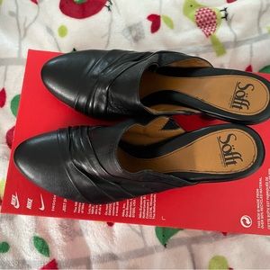 Size 8 leather open back shoes